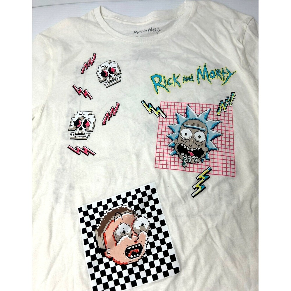 Rick and Morty T Shirt Mens Size Small Pixel Art Graphic Front Back NWT - Picture 2 of 9